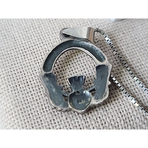 925 Sterling Silver Claddagh Pendant Necklace, Vintage - Picture 5 of 10